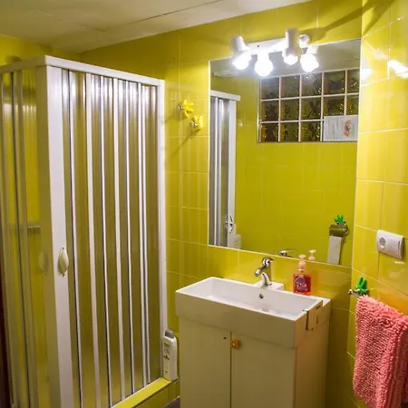 Independientes Céntricas Baño Privado *
